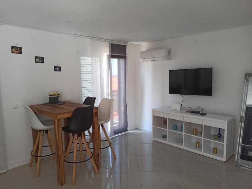 Apartman Stella Rovanjska Εξωτερικό φωτογραφία